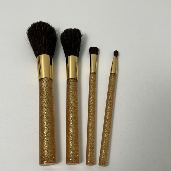 Estee Lauder Makeup Final Price Estee Lauder 4 Piece Brush Set
